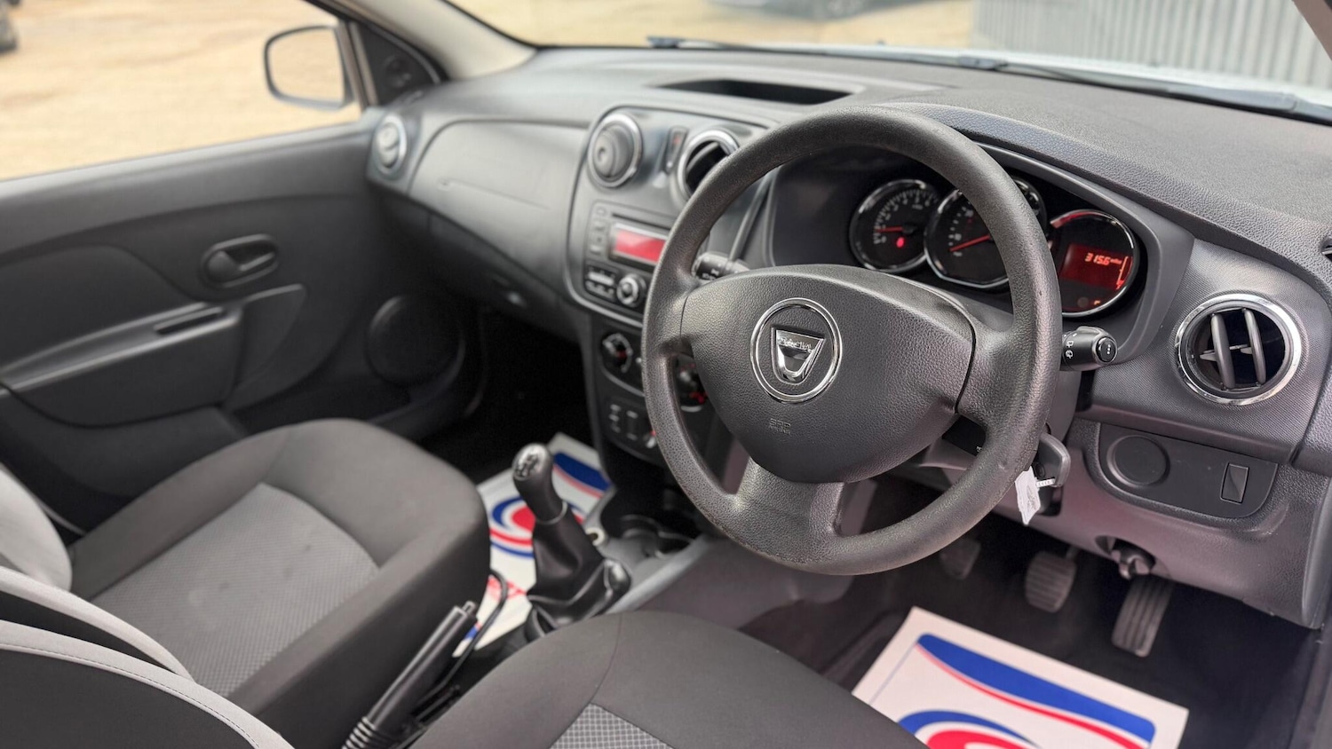 Used Dacia Sandero for sale - 77882915: Photo 8