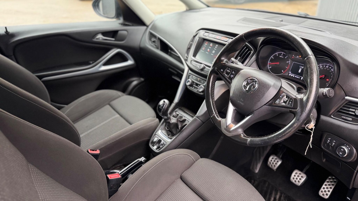 Used Vauxhall Zafira Tourer for sale - 77882935: Photo 9