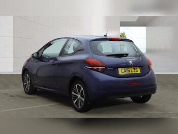 Used Peugeot 208 2016 for sale - 78099869: Photo