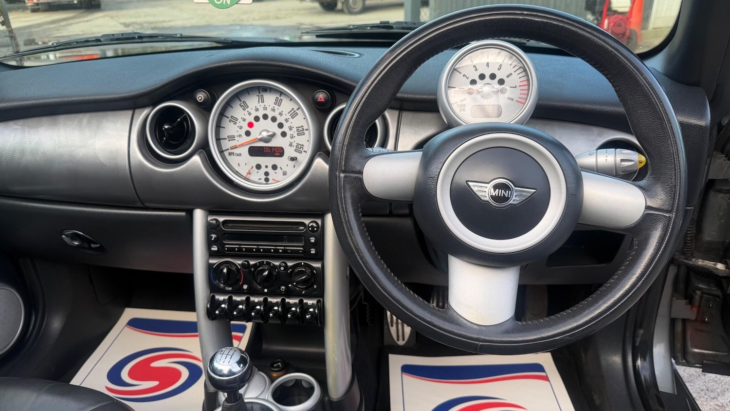 Used MINI Convertible 2007 for sale - 78034303: Photo 13