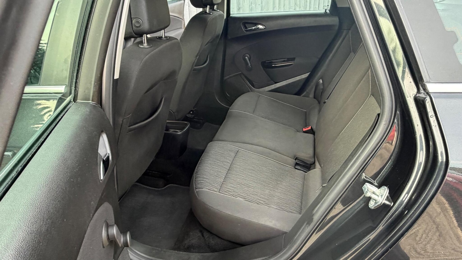 Used Vauxhall Astra for sale - 77882847: Photo 15