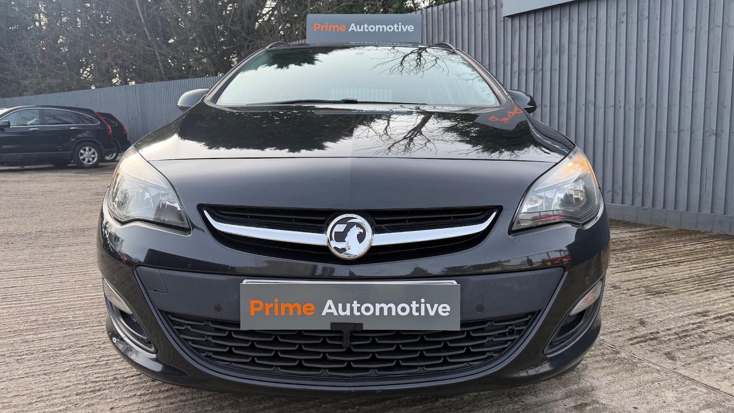 Used Vauxhall Astra for sale - 77882847: Photo 2