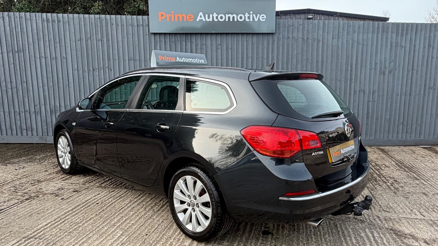 Used Vauxhall Astra for sale - 77882847: Photo 4