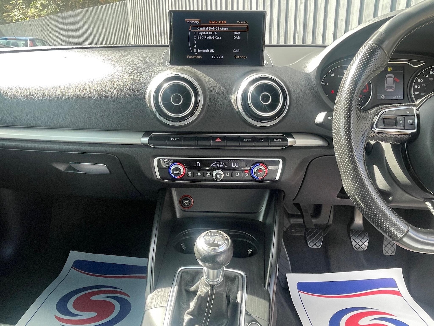 Used Audi A3 2014 for sale - 77925000: Photo 10