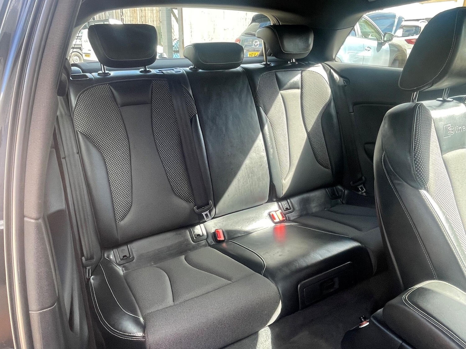 Used Audi A3 2014 for sale - 77925000: Photo 12