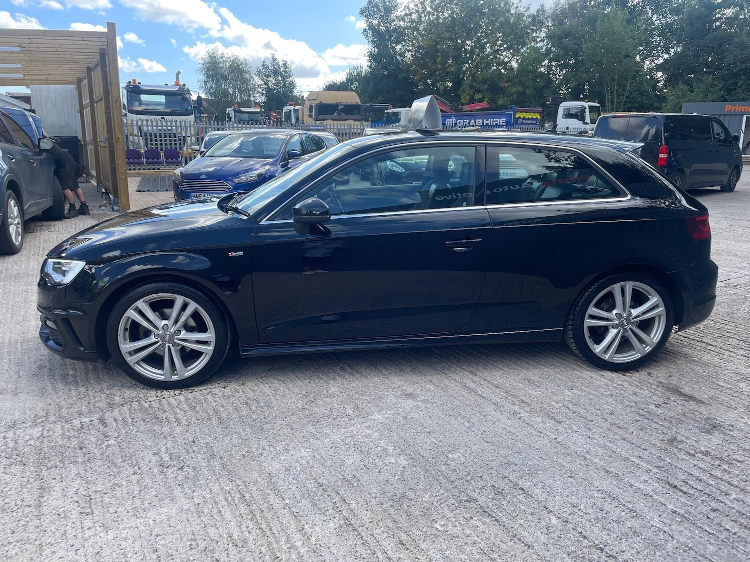 Used Audi A3 2014 for sale - 77925000: Photo 5