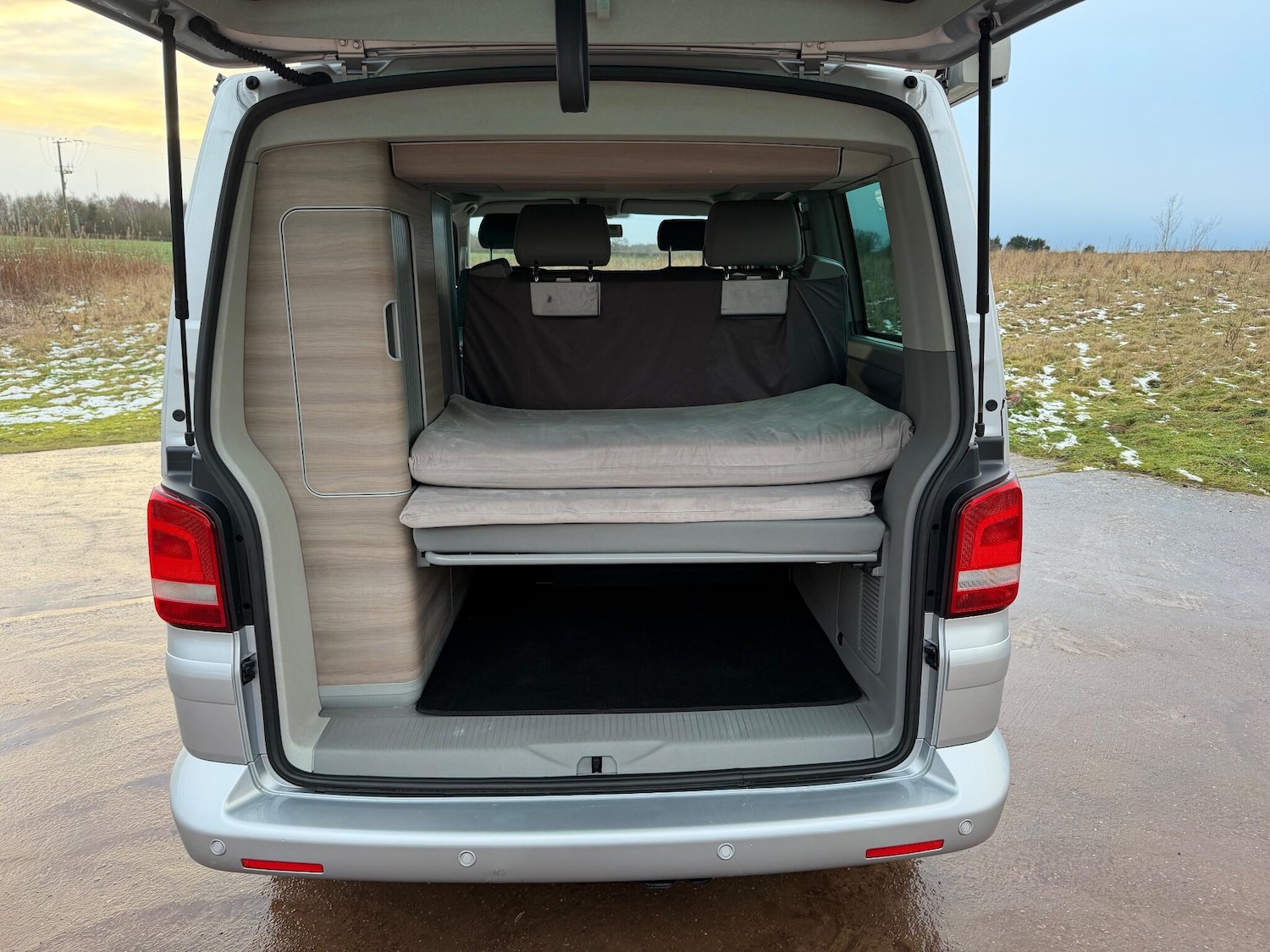 Used Volkswagen California 2010 for sale - 77119925: Photo 17