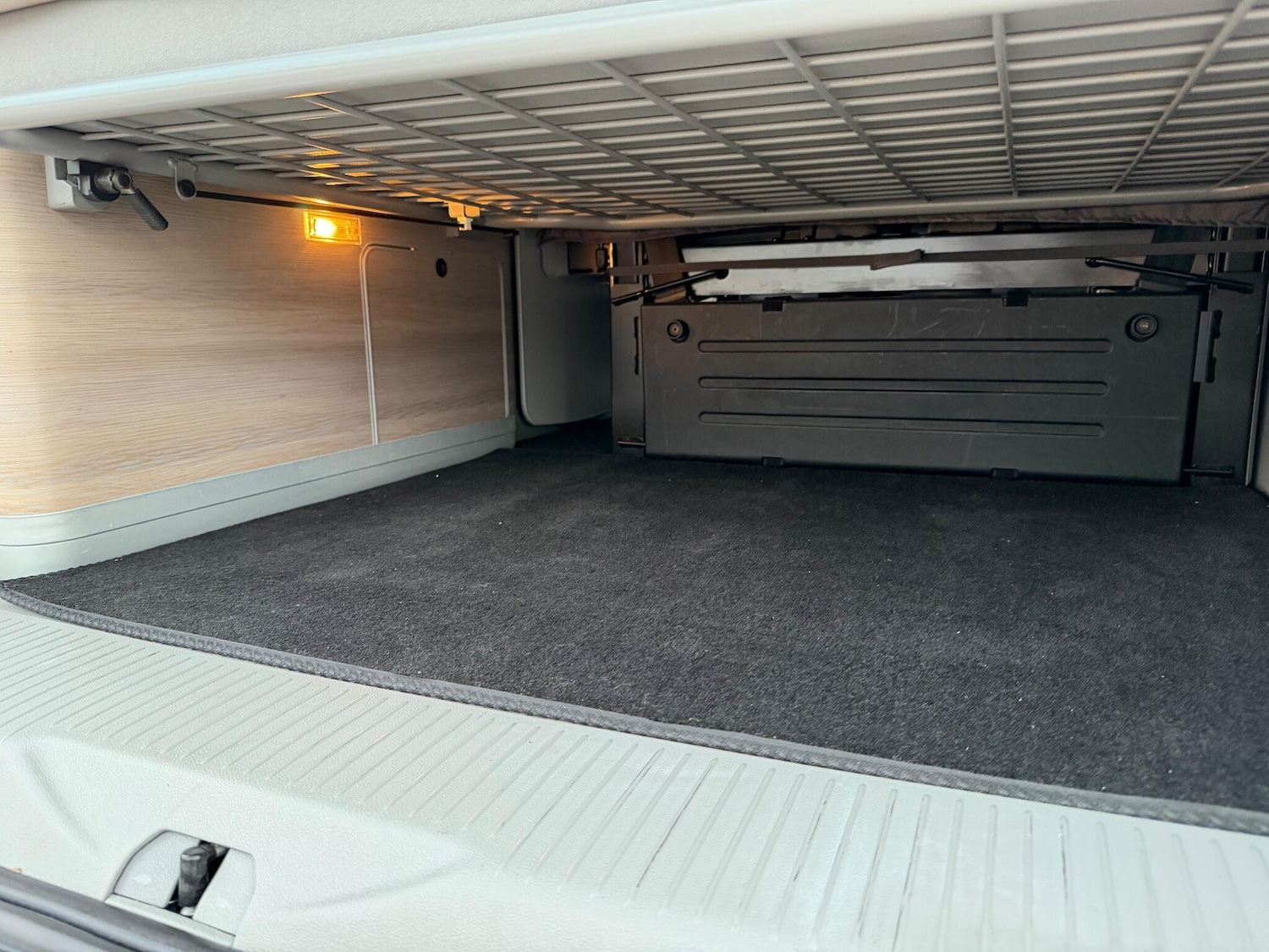 Used Volkswagen California 2010 for sale - 77119925: Photo 26