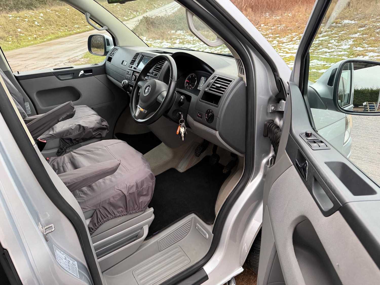 Used Volkswagen California 2010 for sale - 77119925: Photo 3