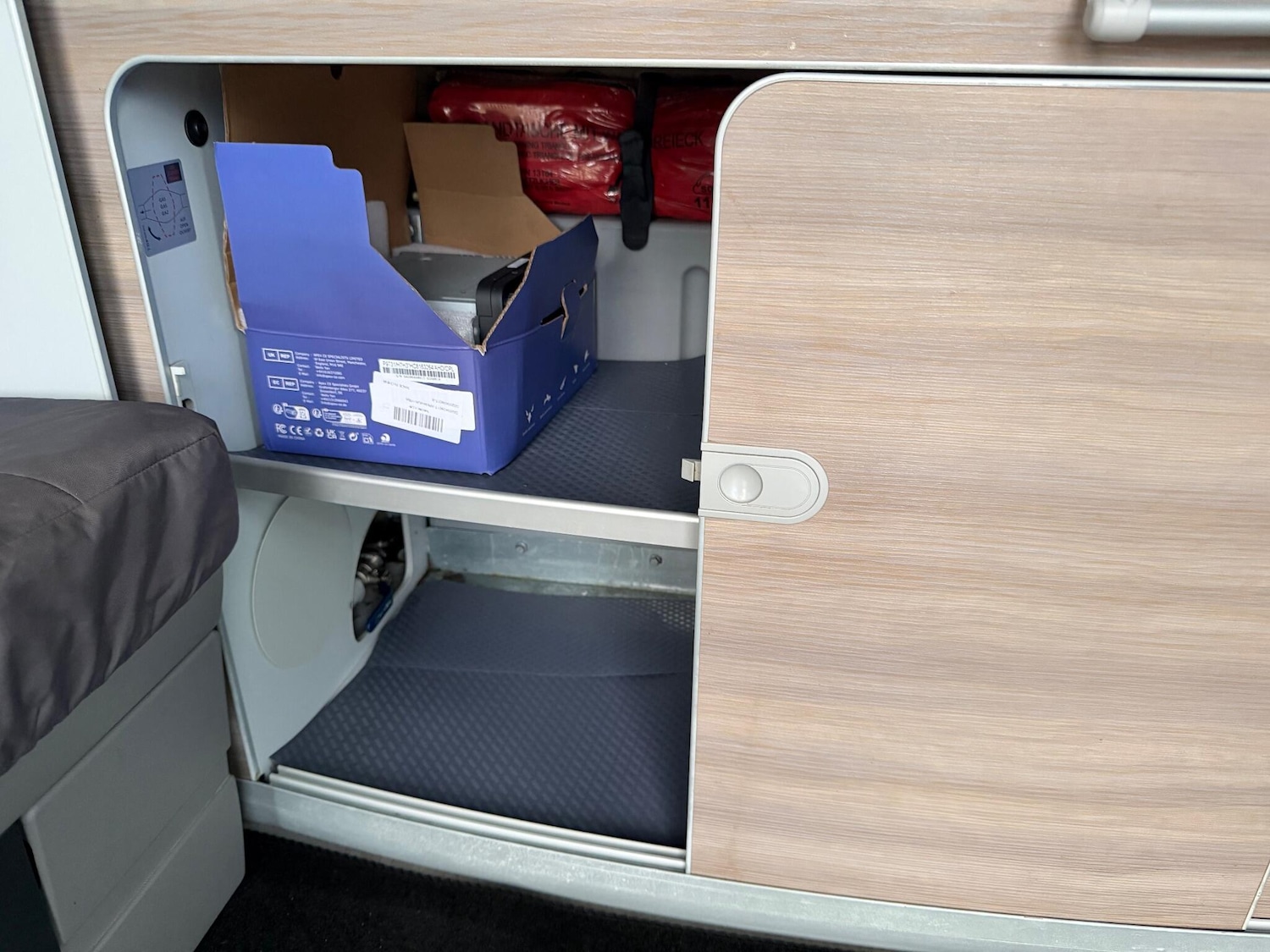 Used Volkswagen California 2010 for sale - 77119925: Photo 32