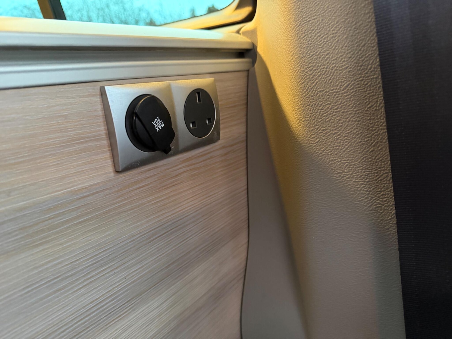 Used Volkswagen California 2010 for sale - 77119925: Photo 63