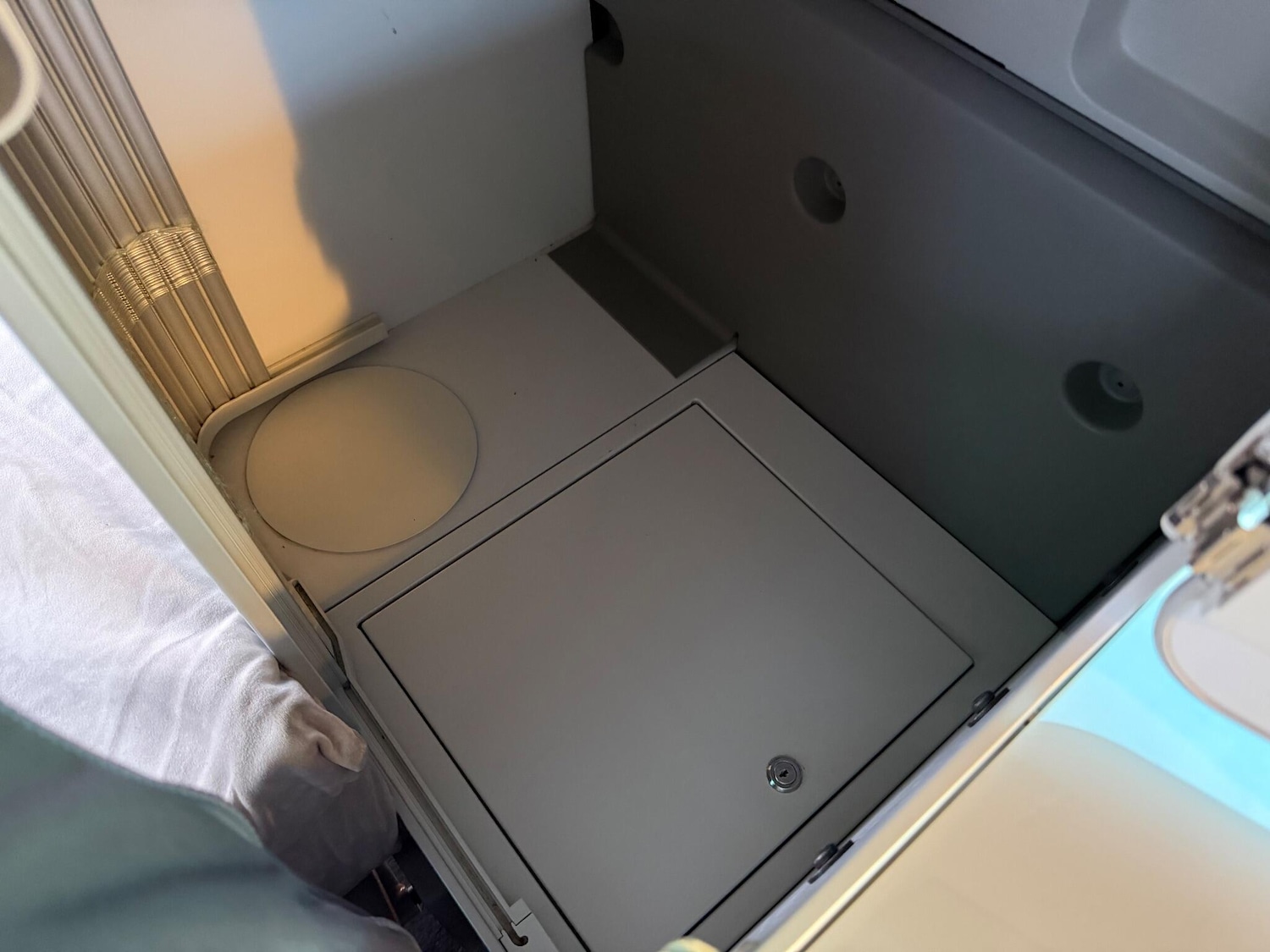 Used Volkswagen California 2010 for sale - 77119925: Photo 7