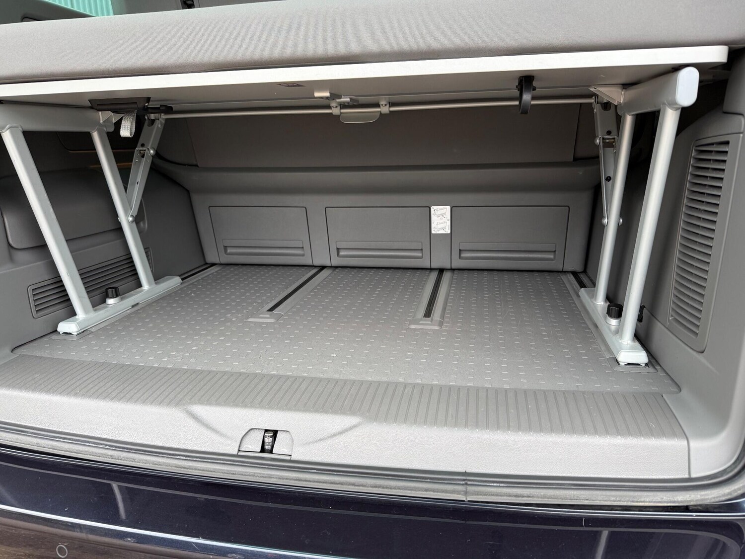 Used Volkswagen California 2021 for sale - 76121682: Photo 27