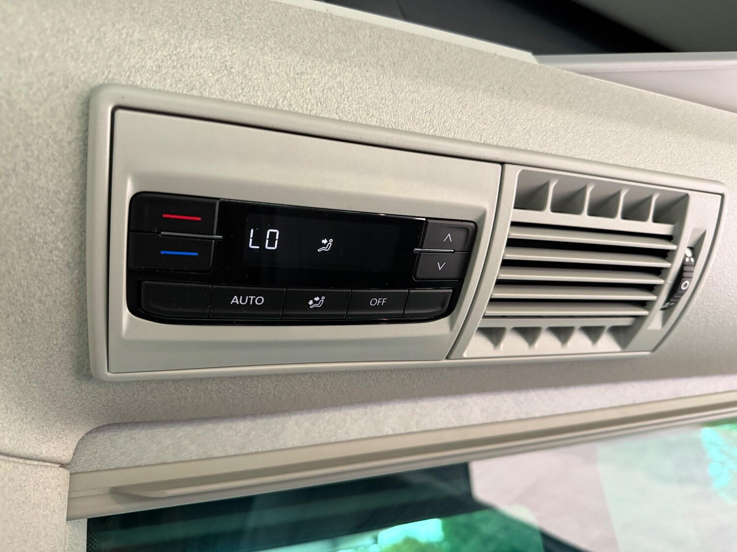 Used Volkswagen California 2021 for sale - 76121682: Photo 30