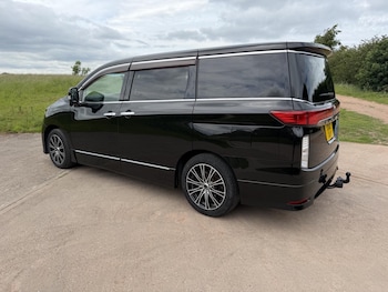 Used Nissan Elgrand 2010 for sale - 78982078: Photo
