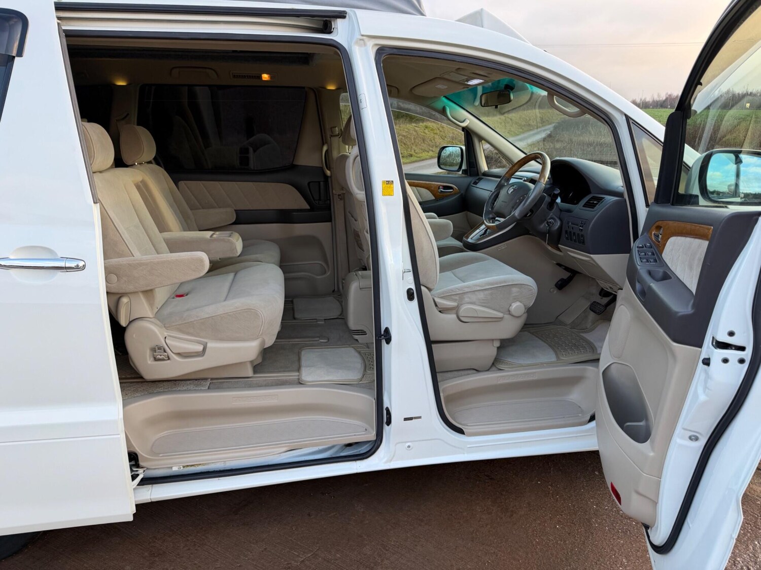 Used Toyota Alphard 2021 for sale - 77479057: Photo 7