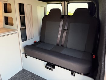 Used Volkswagen Transporter 2019 for sale - 78675561: Photo