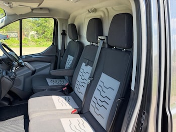 Used Ford Transit Custom 2017 for sale - 78348555: Photo