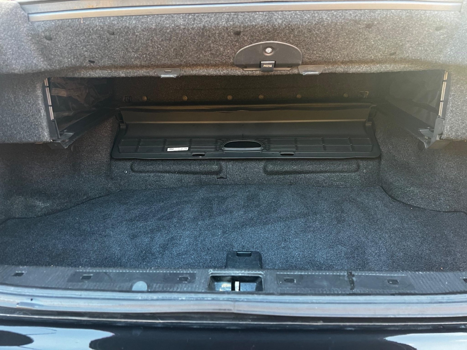 Vehicle 83