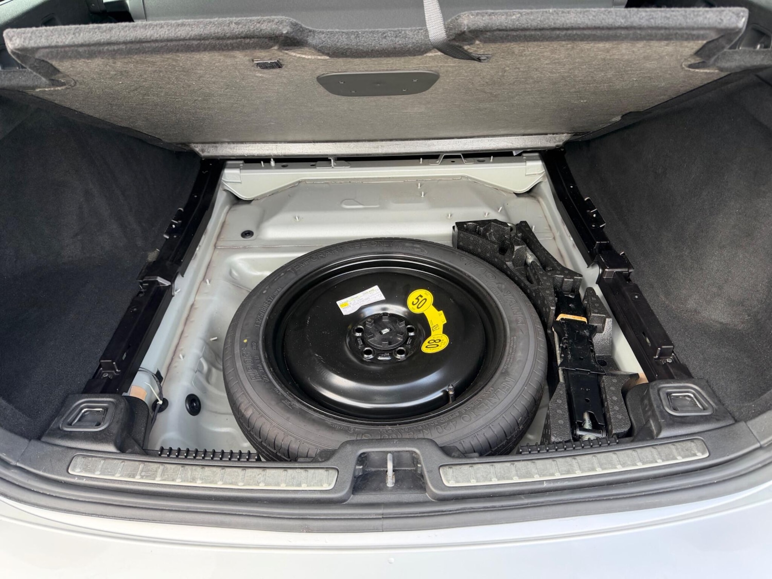 Used Volvo V60 2018 for sale - 77266790: Photo 11