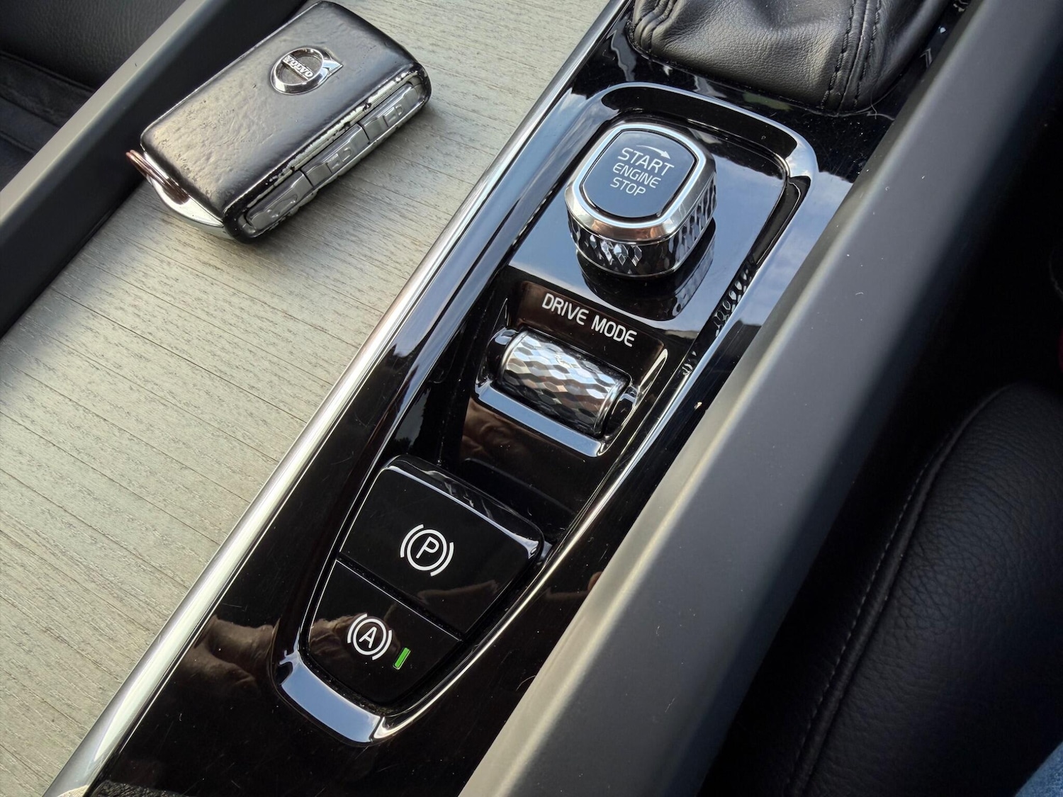 Used Volvo V60 2018 for sale - 77266790: Photo 19