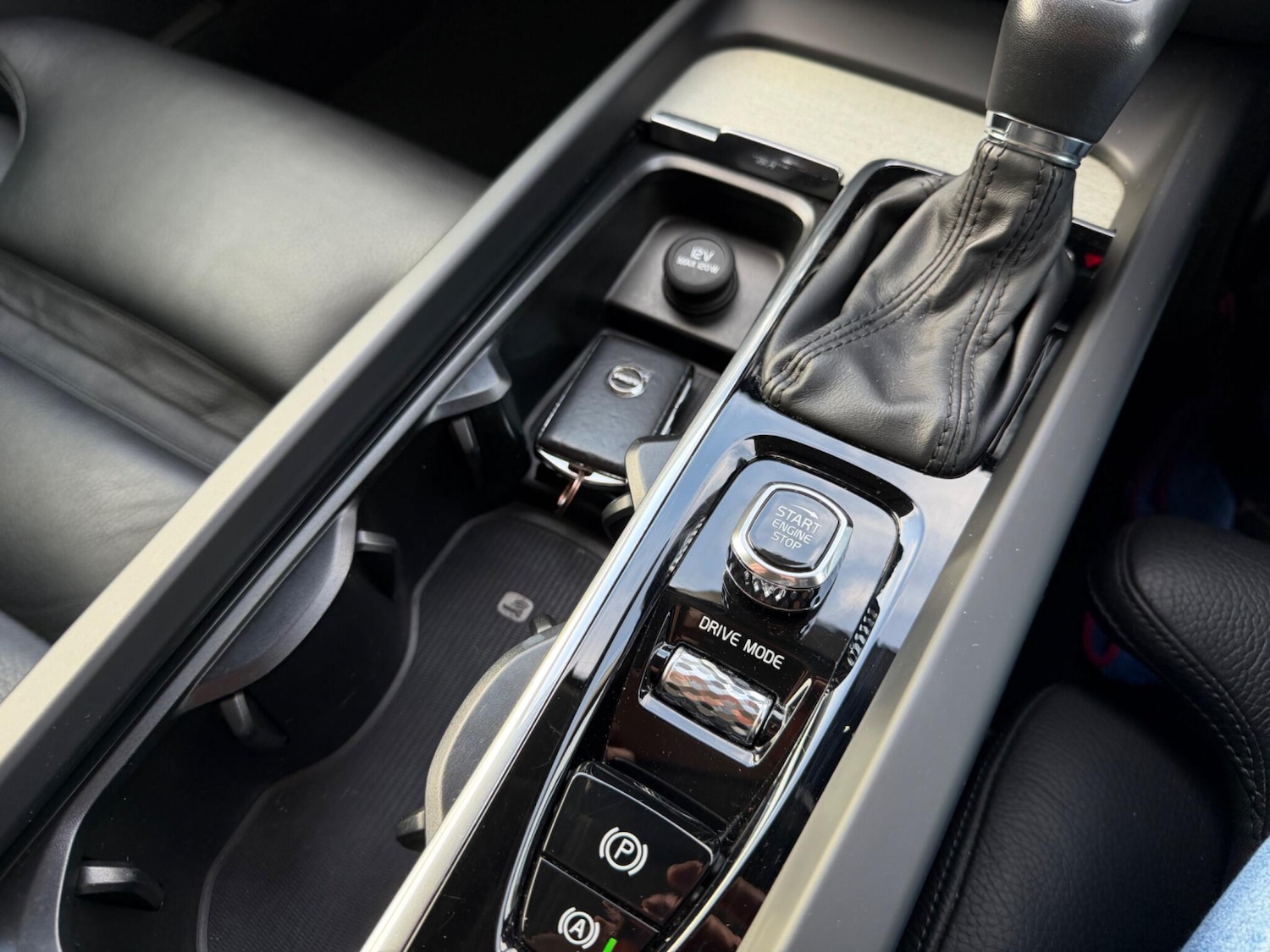 Used Volvo V60 2018 for sale - 77266790: Photo 20