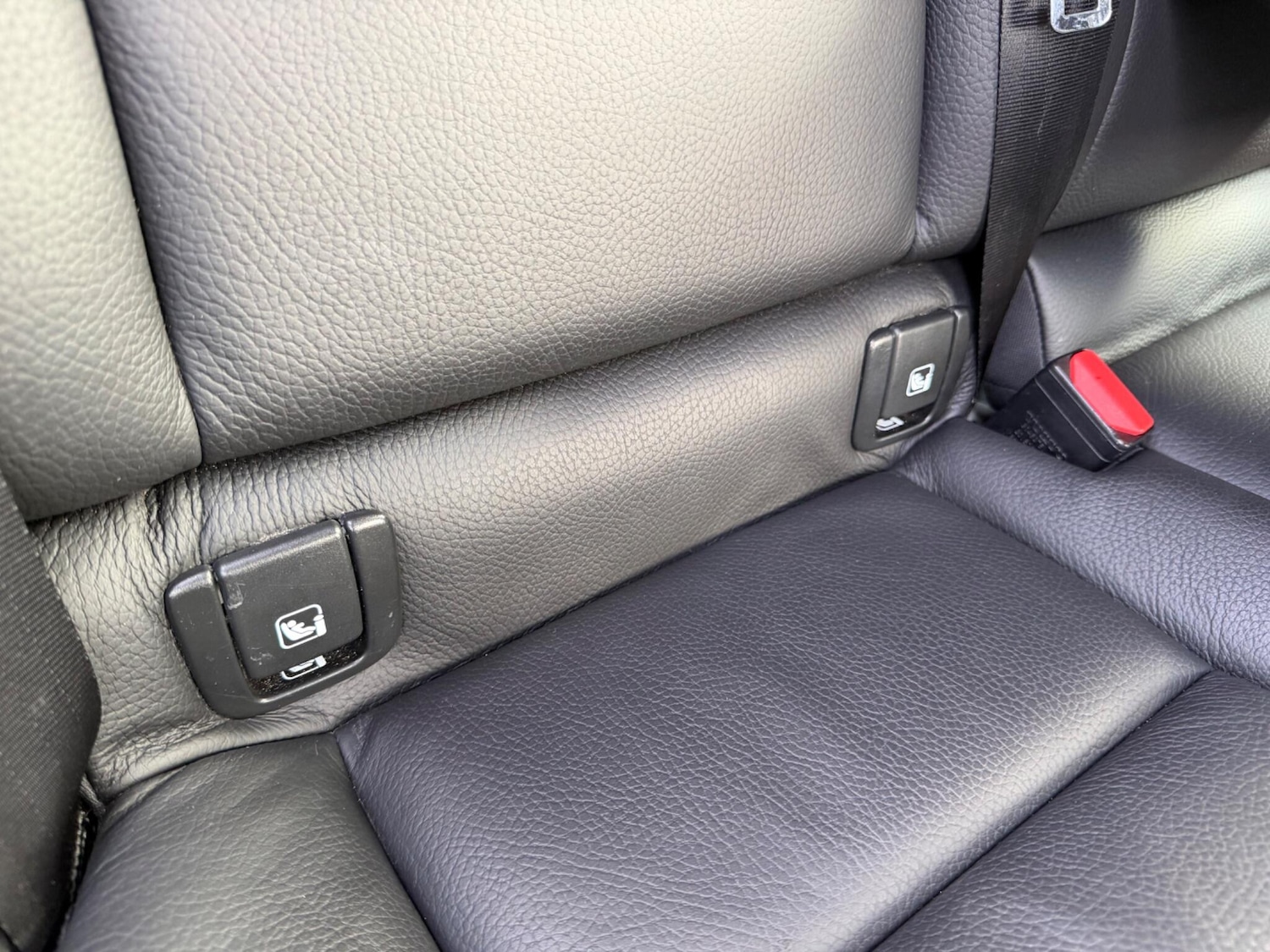 Used Volvo V60 2018 for sale - 77266790: Photo 39