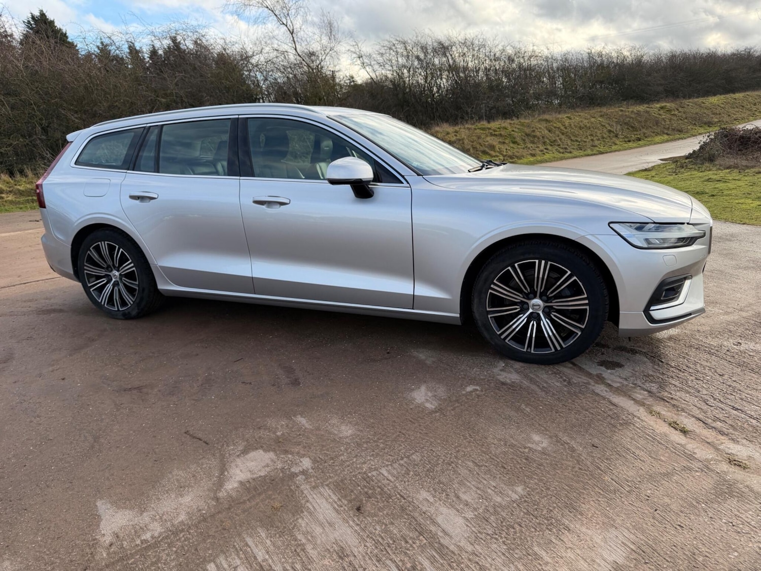 Used Volvo V60 2018 for sale - 77266790: Photo 52
