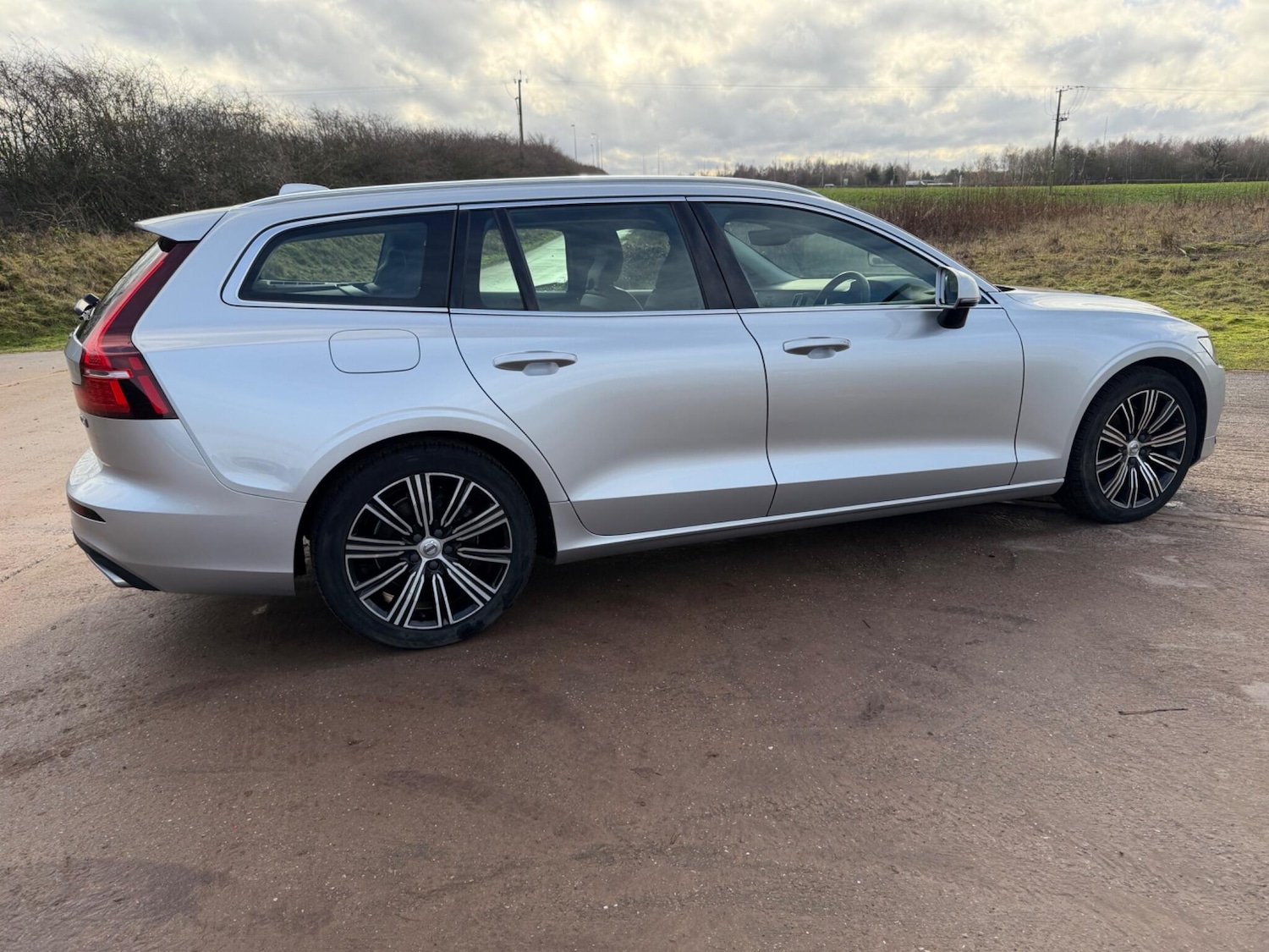 Used Volvo V60 2018 for sale - 77266790: Photo 54