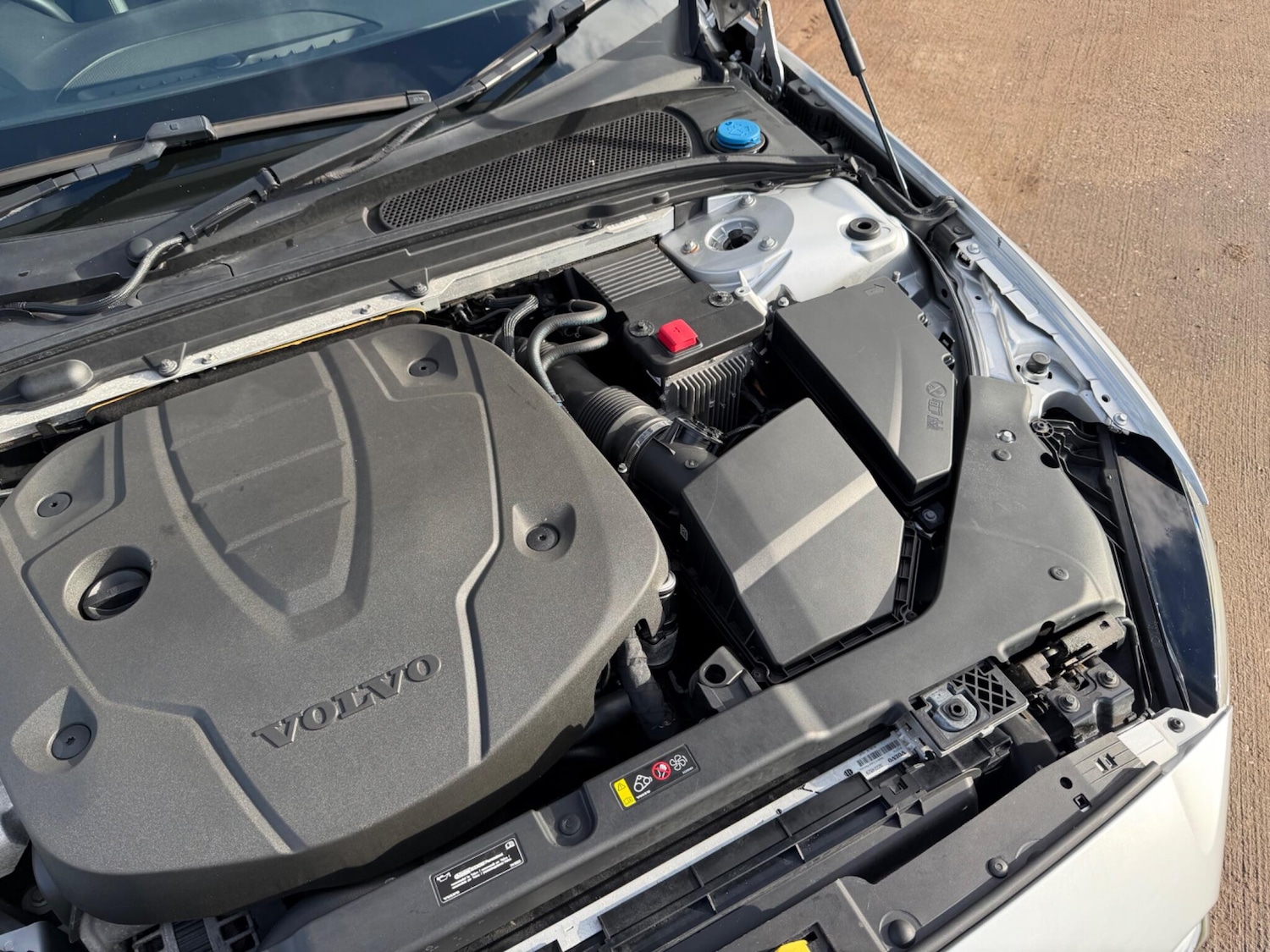 Used Volvo V60 2018 for sale - 77266790: Photo 66