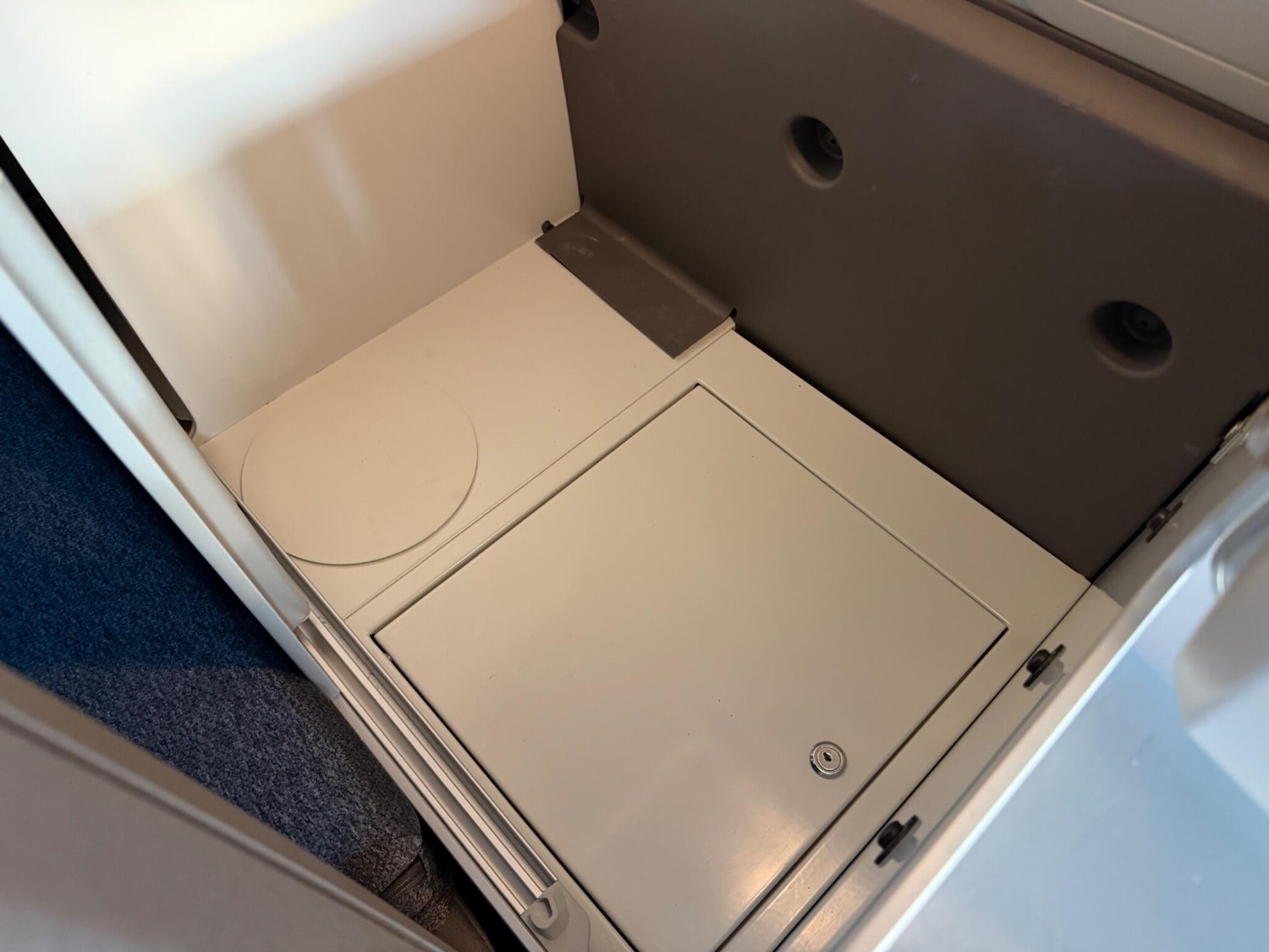 Used Volkswagen California 2020 for sale - 77882231: Photo 85