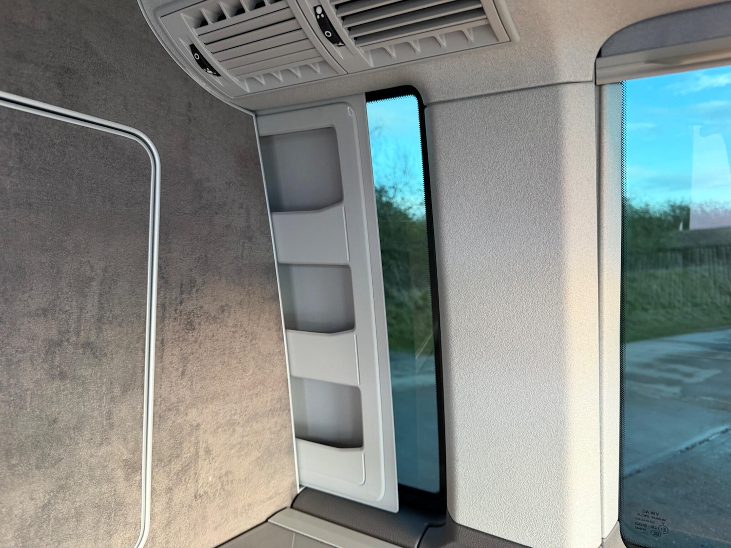 Used Volkswagen California 2020 for sale - 77882231: Photo 98