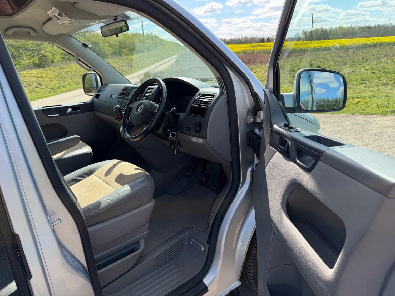 Used Volkswagen California 2007 for sale - 78115873: Photo 9