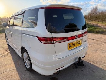 Used Honda Elysion 2008 for sale - 77704770: Photo