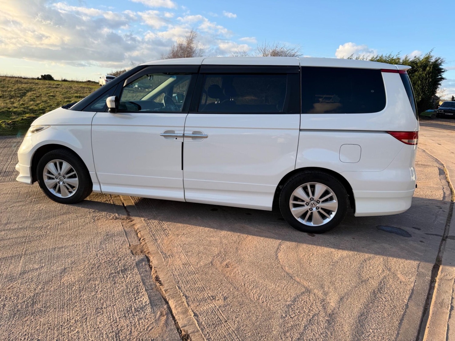 Used Honda Elysion for sale - 77704770: Photo 76