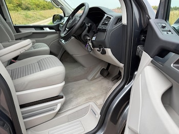 Used Volkswagen California 2019 for sale - 75564376: Photo