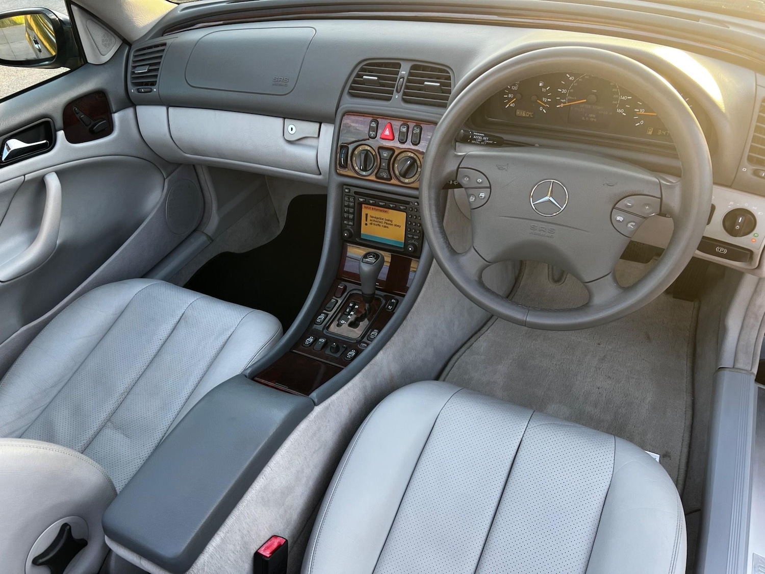 Used Mercedes-Benz CLK 1999 for sale - 76306568: Photo 8
