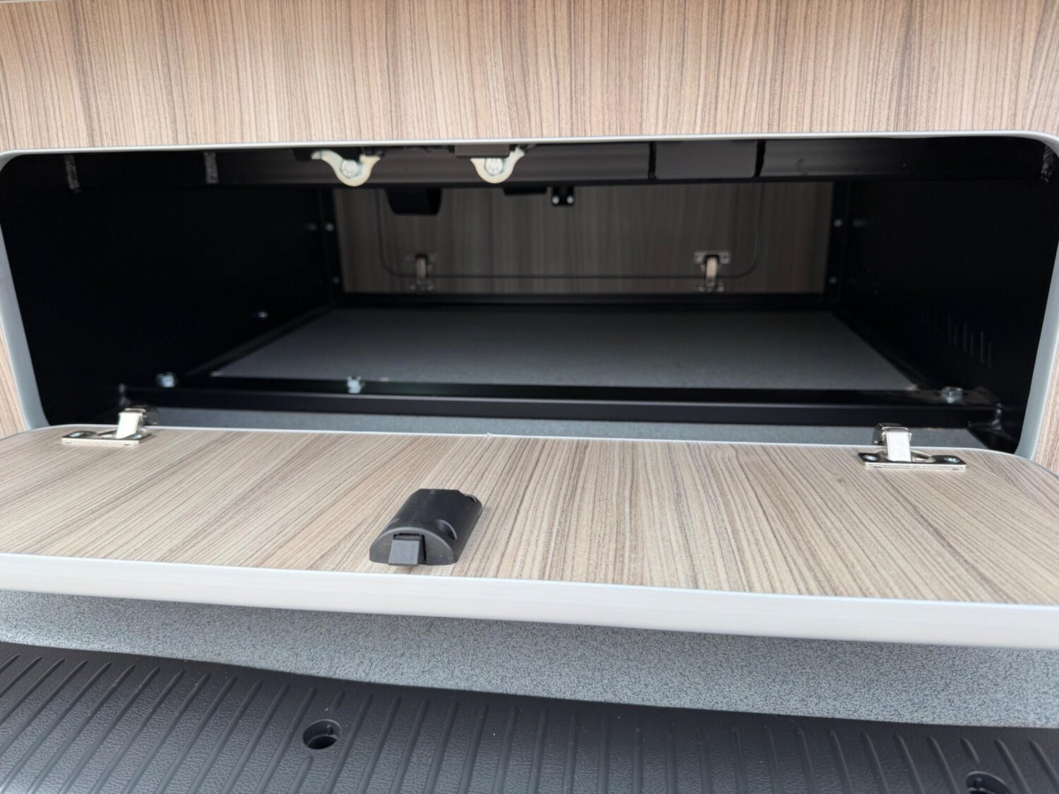 Used Volkswagen Campervan for sale - 77752978: Photo 56