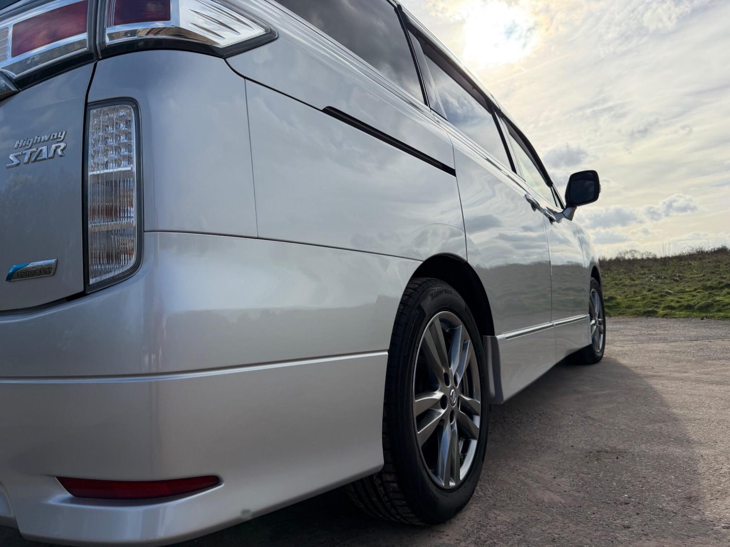 Used Nissan Elgrand 2024 for sale - 77723339: Photo 15