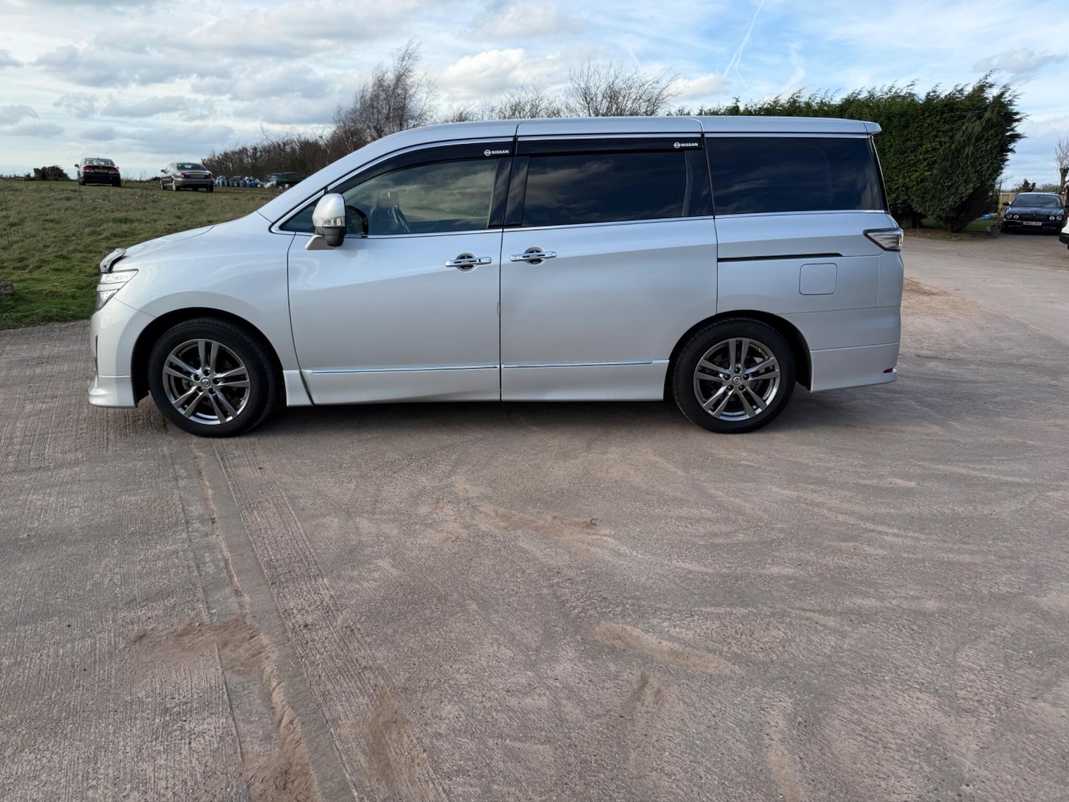 Used Nissan Elgrand 2024 for sale - 77723339: Photo 33