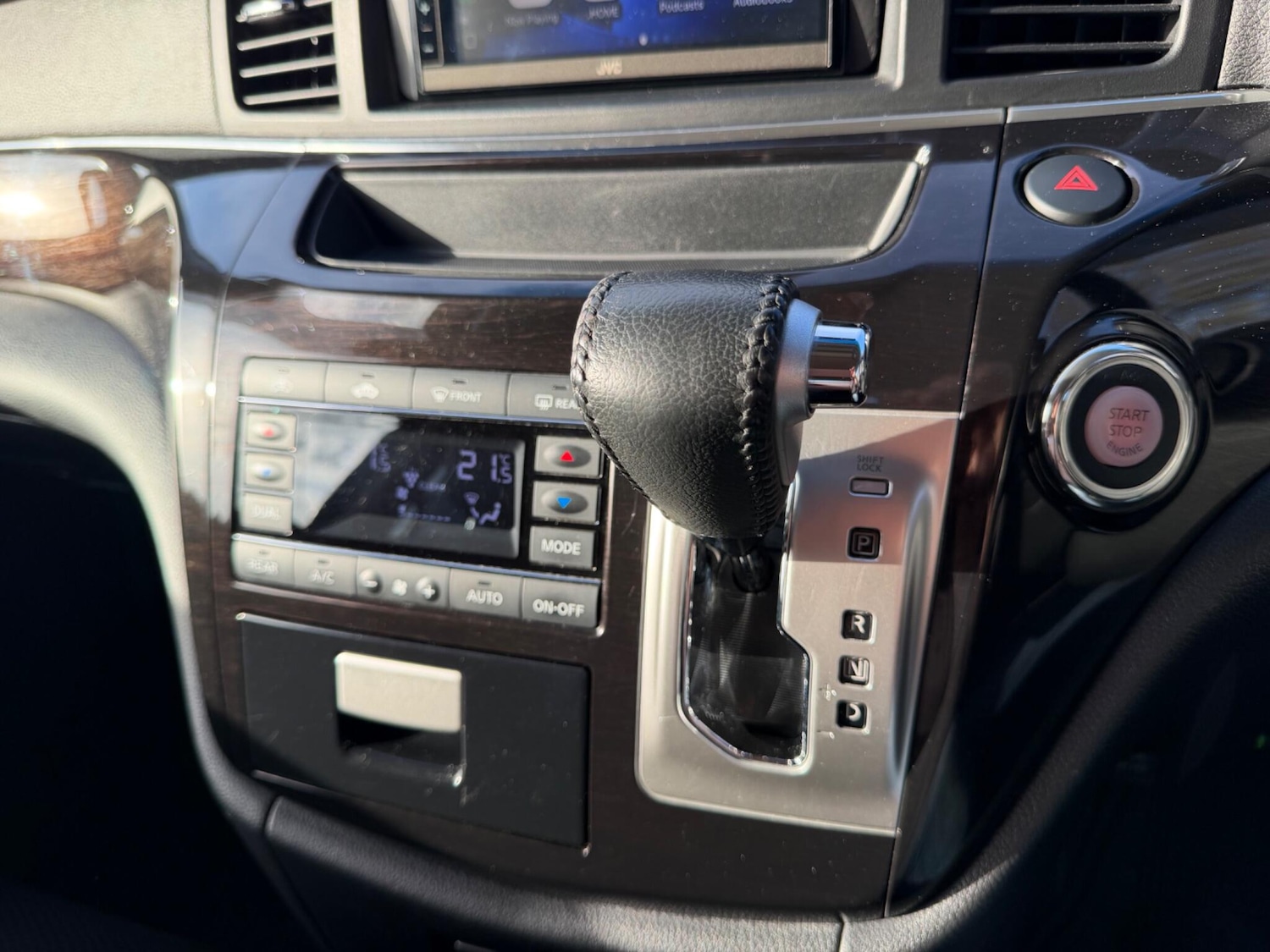 Used Nissan Elgrand 2024 for sale - 77723339: Photo 40