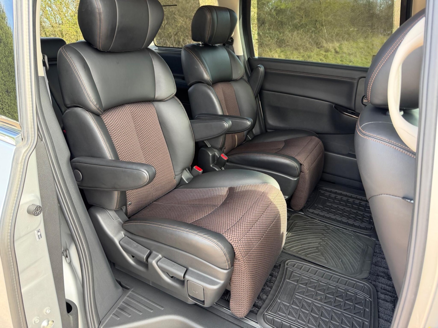 Used Nissan Elgrand 2024 for sale - 77723339: Photo 42