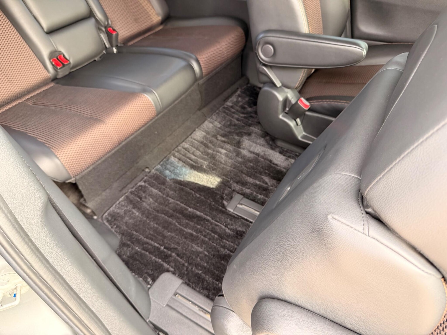 Used Nissan Elgrand 2024 for sale - 77723339: Photo 43