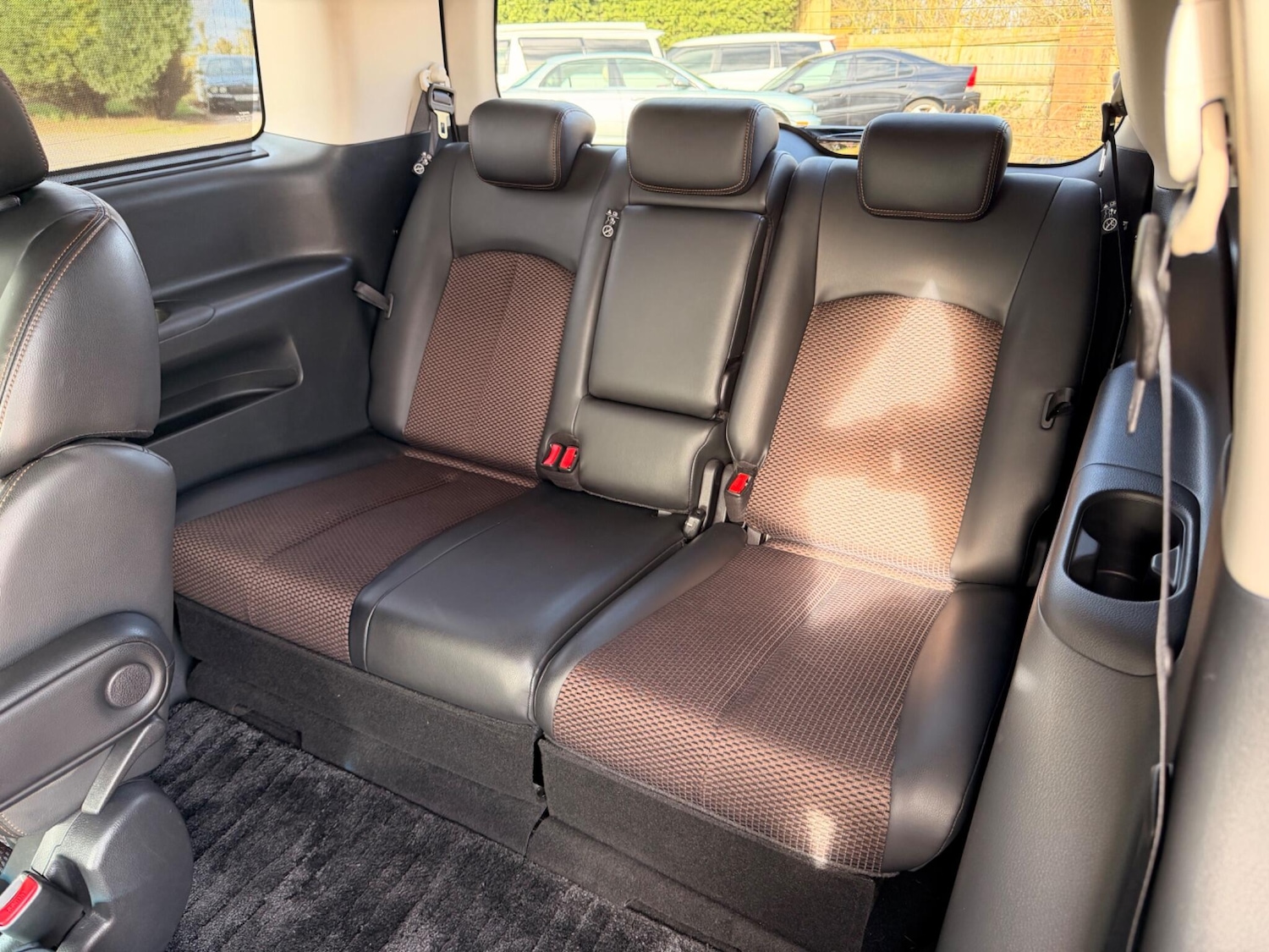 Used Nissan Elgrand 2024 for sale - 77723339: Photo 46