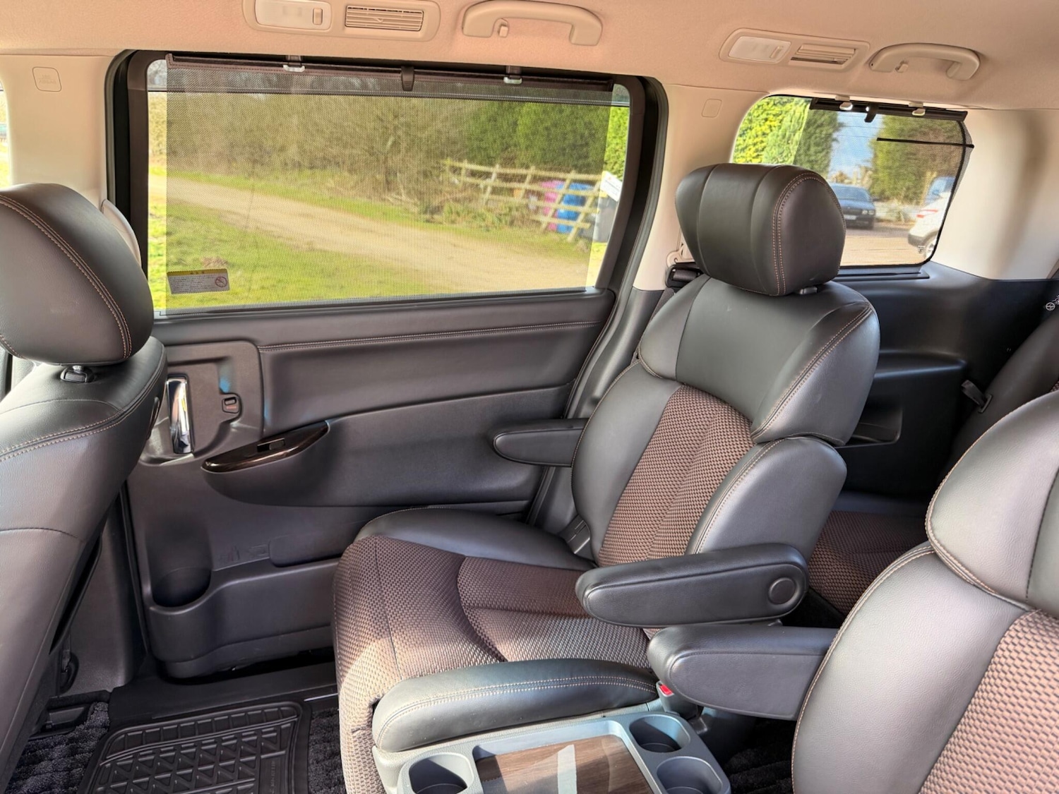 Used Nissan Elgrand 2024 for sale - 77723339: Photo 47