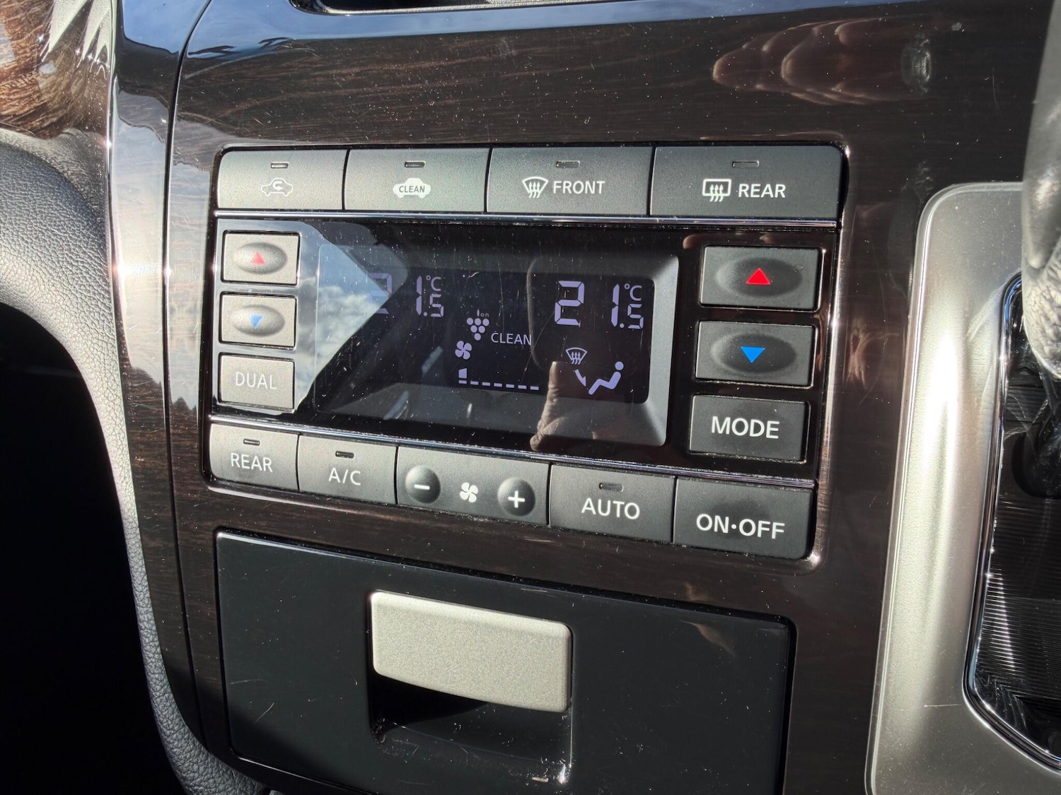 Used Nissan Elgrand 2024 for sale - 77723339: Photo 58