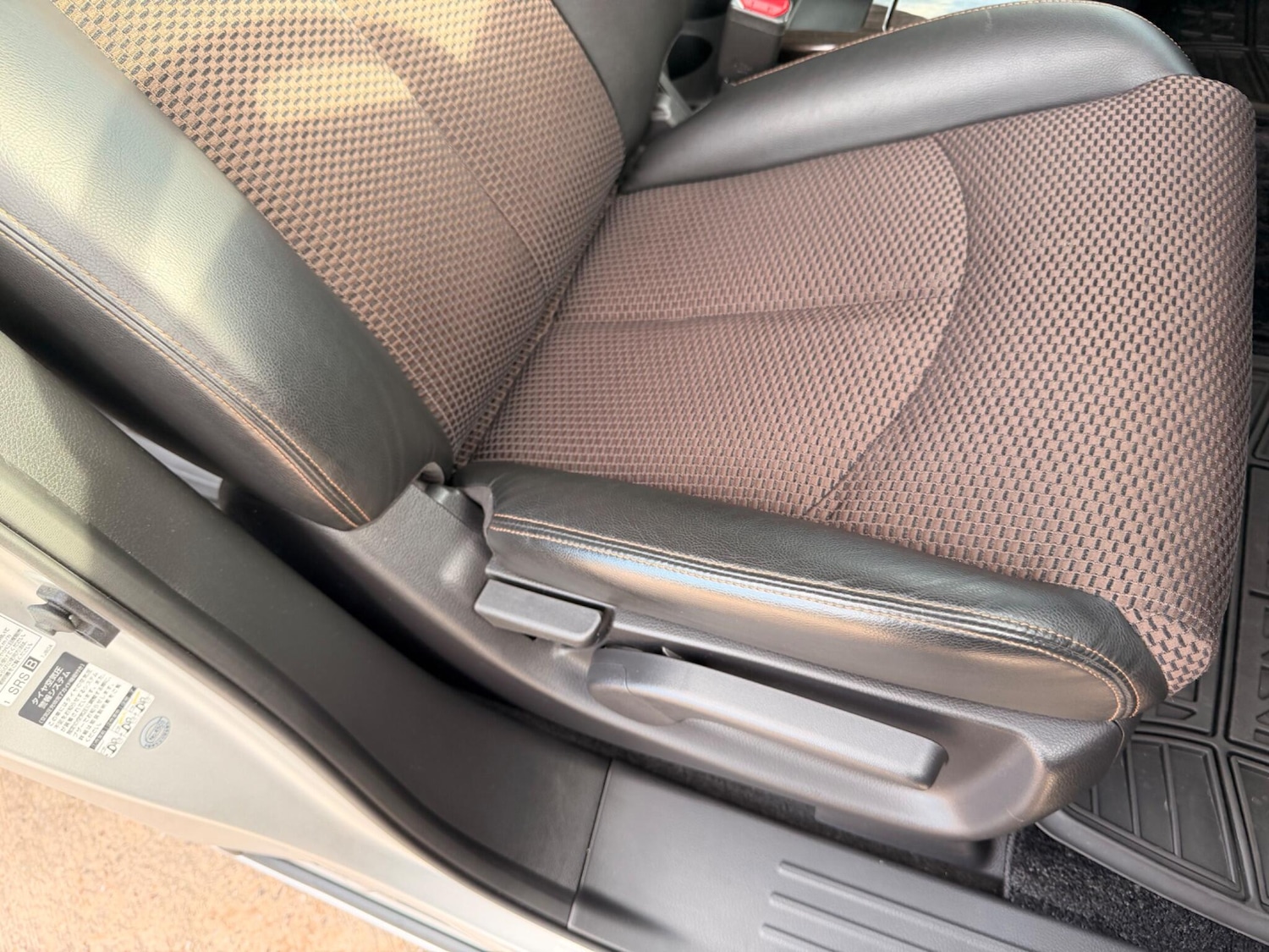 Used Nissan Elgrand 2024 for sale - 77723339: Photo 81