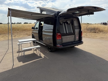 Used Volkswagen Transporter 2019 for sale - 79521363: Photo