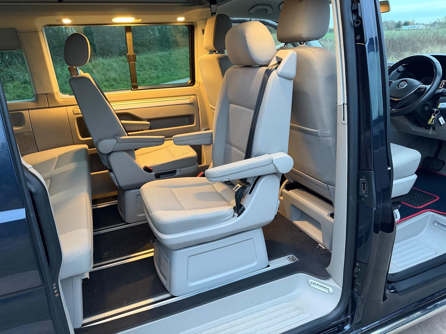 Used Volkswagen California 2019 for sale - 76714905: Photo 23