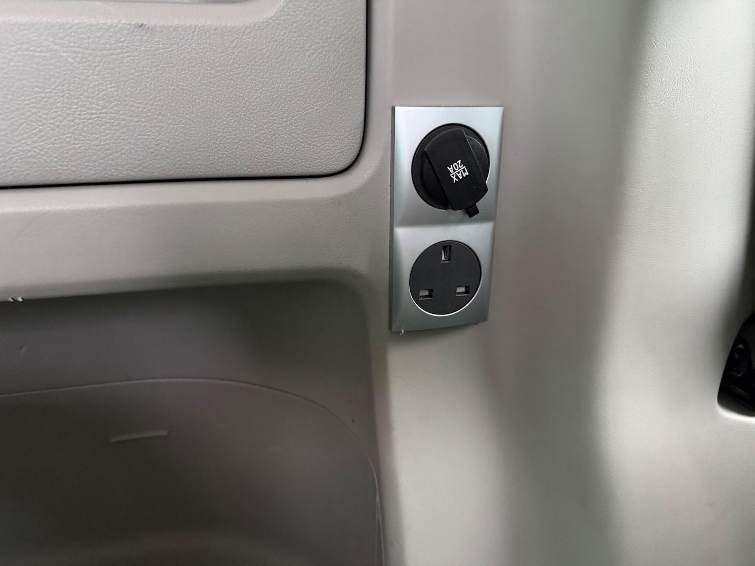 Used Volkswagen California 2019 for sale - 76714905: Photo 35